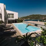 Agave Villa *