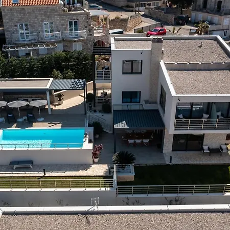 Agave Villa